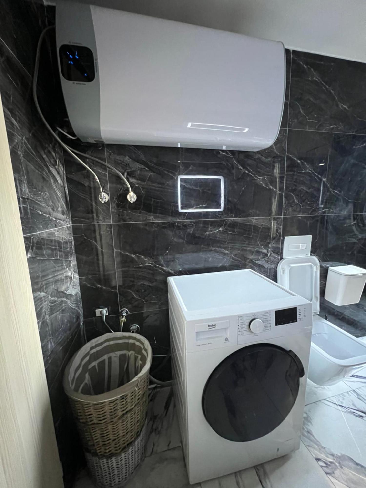 Piazza City Center Apartment Tiranë Ngoại thất bức ảnh