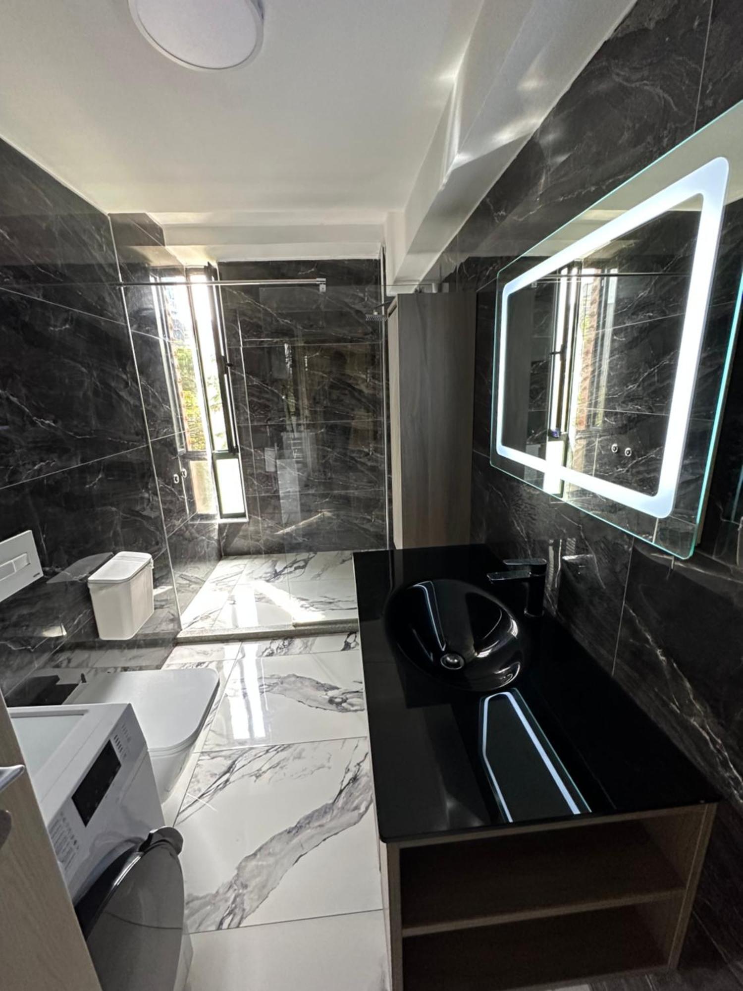 Piazza City Center Apartment Tiranë Ngoại thất bức ảnh